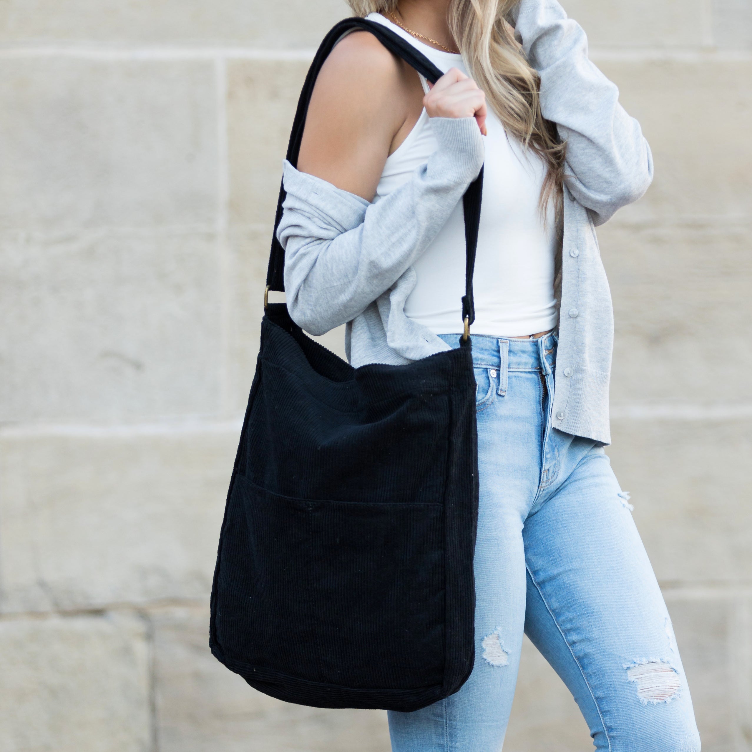 AVAH -corduroy tote bag with adjustable shoulder strap and exterior pockets in black