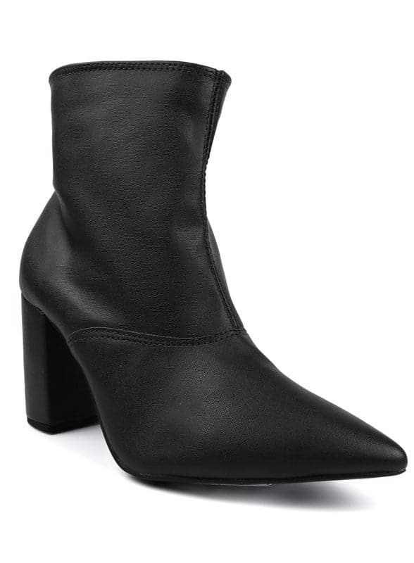 This pointed toe bootie is a chic and comfortable must have for fall. With its side zip closure, pointy toe and block heel this pair is ideal for your everyday needs. Pair it with your favorite look while the weather turns chilly! Avah Couture