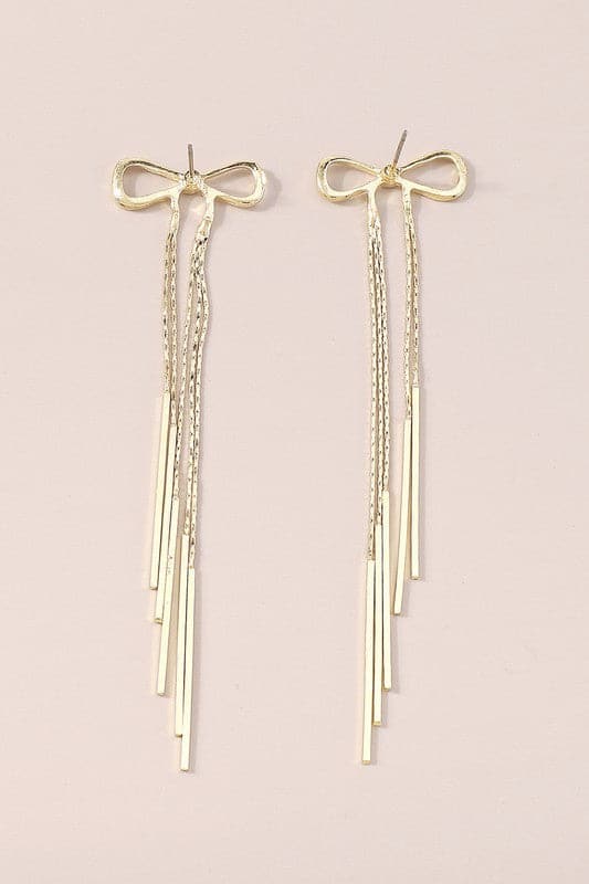 These bow drop earrings are the perfect finishing touch to any outfit. Long and dangly, these geometric beauties add the perfect amount of femininity while still maintaining a modern feel. Avah Couture