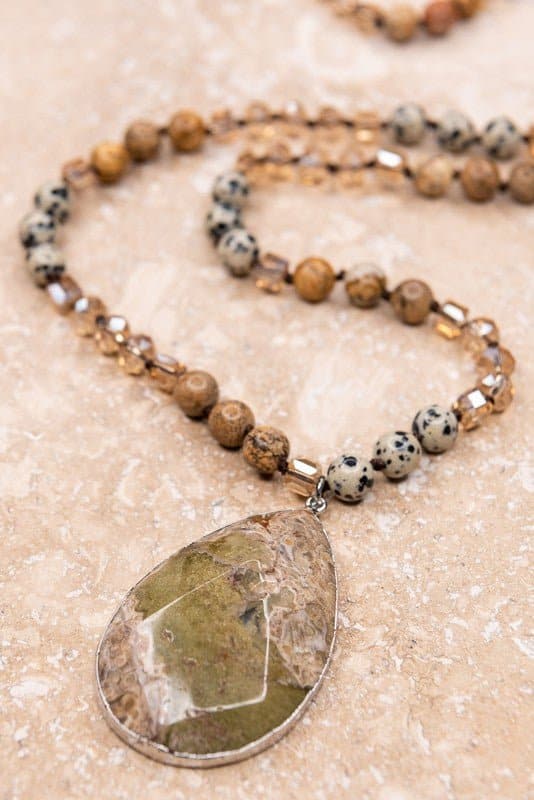 Unique Grace Teardrop Stone Necklace - AVAH