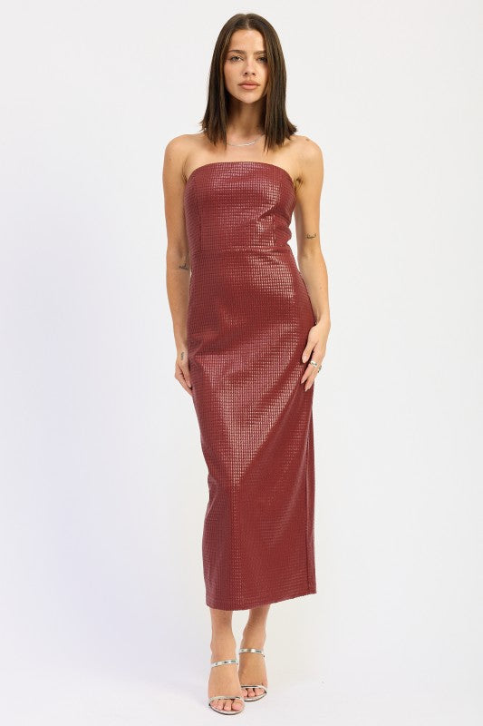 Model wearing a burgundy strapless textured midi dress with structured fit and back slit-AVAH