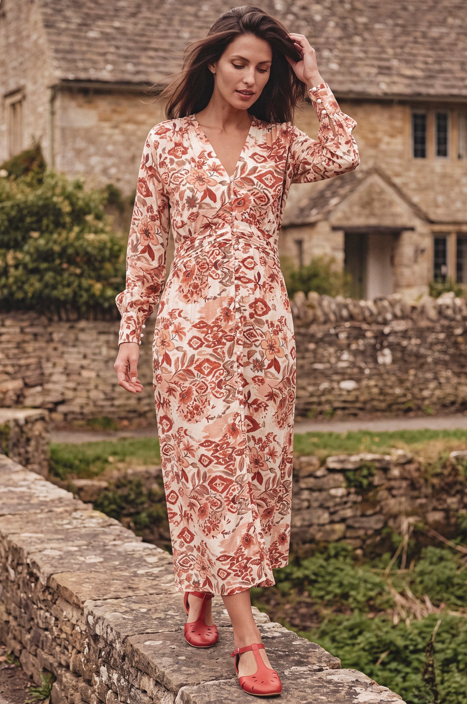 Lila Grace Long Sleeve Pearl Button Midi Dress