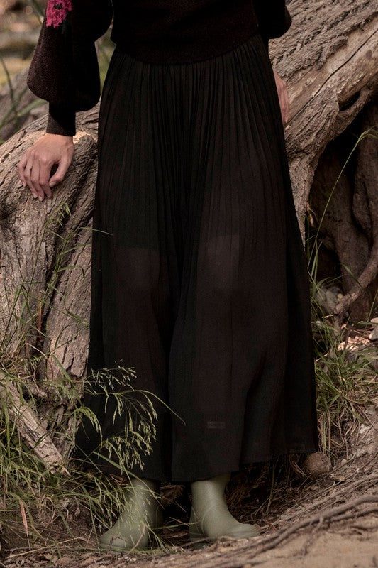 Noir-Serenade-Pleated-Maxi-Skirt- Black-Avah