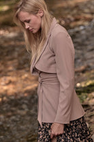 Symphony-Vent-Notched-Collar-Jacket-Taupe-Avah