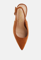 Brown pointed-toe shoe on a white background