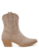 AVAH-Desert Trail Taupe Western Ankle Boots