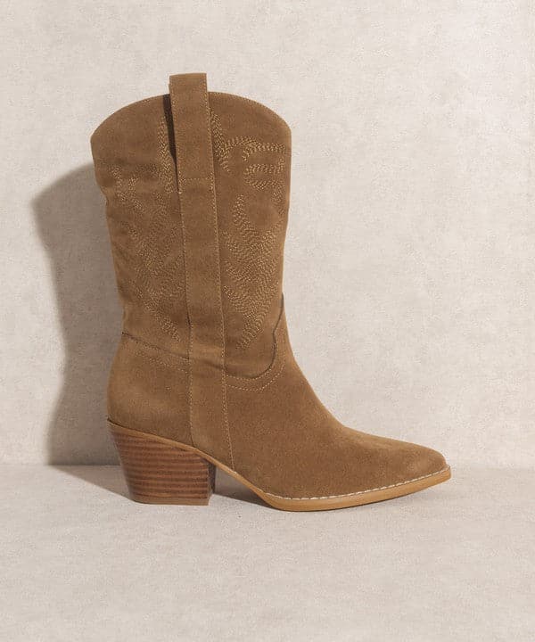 These beautifully embroidered and intricately detailed cowboy boots are the perfect amount of fashionable, without being too rugged. These stitched short boots with Western detailing will get you from work to the rodeo in style! Avah Couture