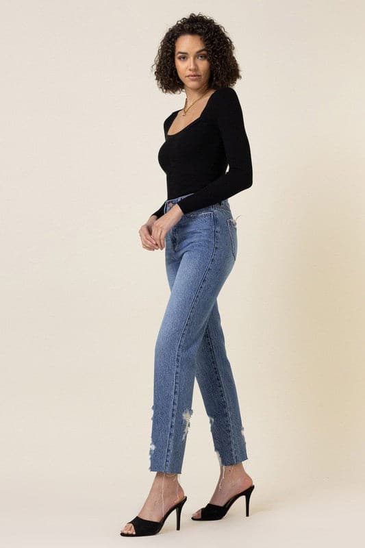 Avah Couture - High-waisted jeans with a slim straight fit and ankle length are perfect for that chic touch to your outfit. A classic 5-pocket construction, subtle distressing on the pocket and ankle, and zip-fly closure add extra style. Wear them with heels or sneakers for versatility.  High-waist Straight fit Slim silhouette Ankle length 5-pocket construction Back pocket subtle distress Ankle distress Zip-fly closure Rise 11” Inseam: 27.5" 