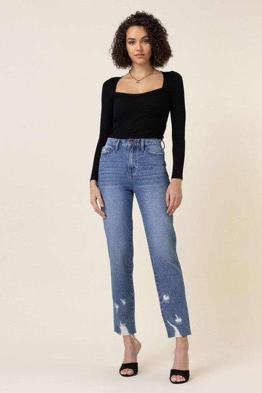 Avah Couture - High-waisted jeans with a slim straight fit and ankle length are perfect for that chic touch to your outfit. A classic 5-pocket construction, subtle distressing on the pocket and ankle, and zip-fly closure add extra style. Wear them with heels or sneakers for versatility.  High-waist Straight fit Slim silhouette Ankle length 5-pocket construction Back pocket subtle distress Ankle distress Zip-fly closure Rise 11” Inseam: 27.5" 