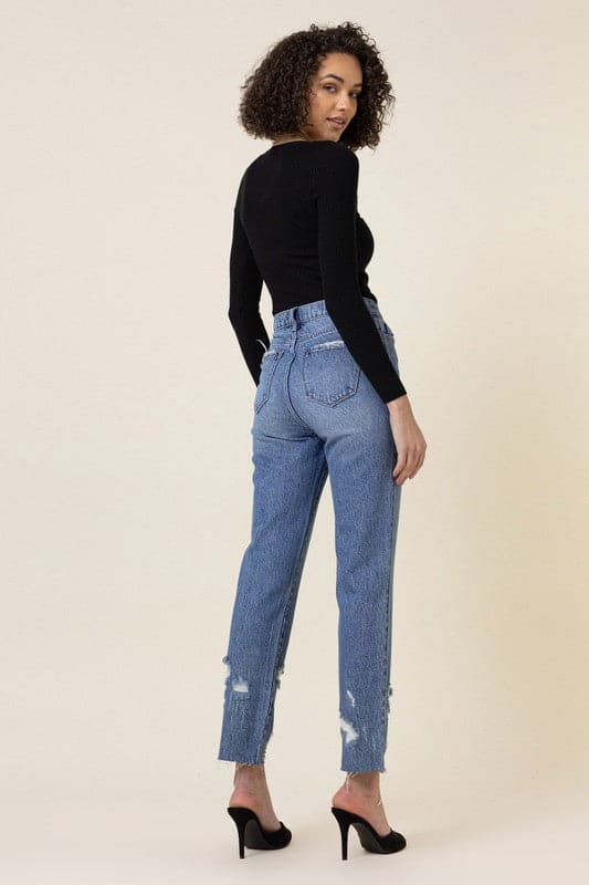 Avah Couture - High-waisted jeans with a slim straight fit and ankle length are perfect for that chic touch to your outfit. A classic 5-pocket construction, subtle distressing on the pocket and ankle, and zip-fly closure add extra style. Wear them with heels or sneakers for versatility.  High-waist Straight fit Slim silhouette Ankle length 5-pocket construction Back pocket subtle distress Ankle distress Zip-fly closure Rise 11” Inseam: 27.5" 