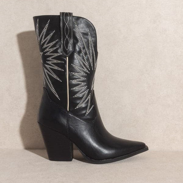 The cowboy boots with supernova stitching in a great starburst embroidered pattern are perfect to jazz up your outfit or for tearing up the dance floor. They are definitely made for more than walking! Supernova is a projection of refined confidence without the swagger. Avah Couture