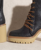 This combat boot is a long time favorite with an elevated lace up look that’s a nod to the season. Enhanced by its chunky tread, cushioned innersole and heeled platform, it is sure to be the perfect style for many occasions.