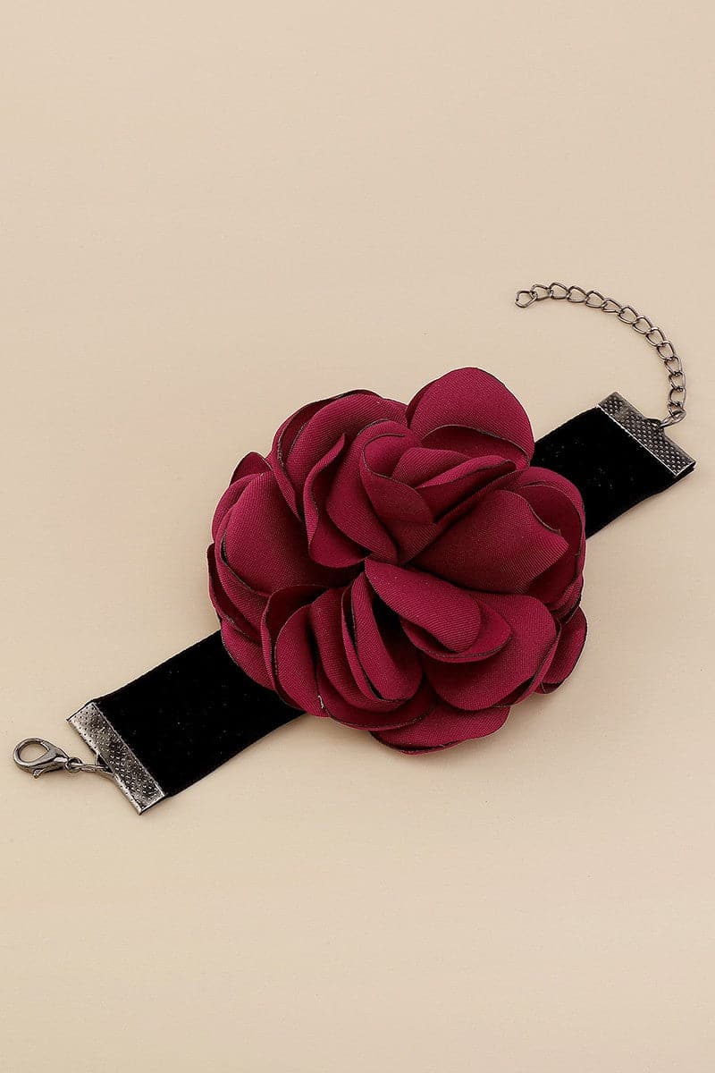 AVAH-Romantic Black Velvet With Rose Choker and Wristlet